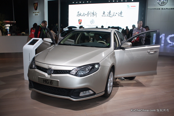 MG 6三厢外观 12图