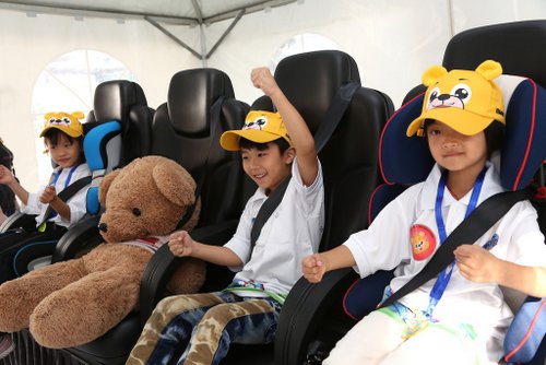 BMW儿童交通安全训练营
