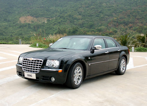 300C2013款 3.6L 手自一体 尊崇版