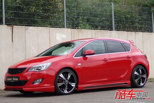 小改款欧宝Astra 1.4 Turbo现身