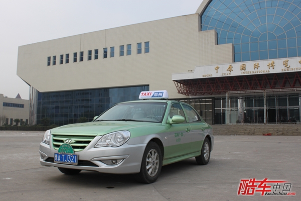 8l索纳塔名驭出租车-汽车探索; 现在郑州可以上北京现代名驭出租车了