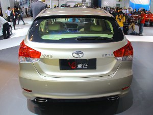 东南 V6