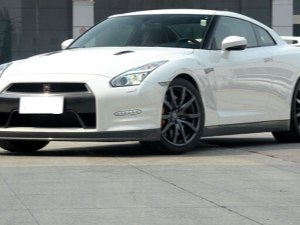 日产GT-R