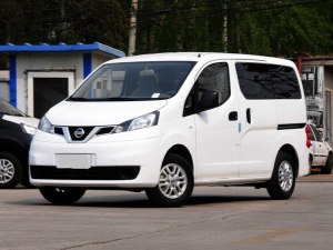 NV200外观 4图