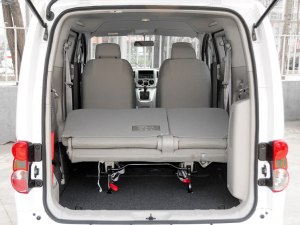 NV200空间座椅 3图