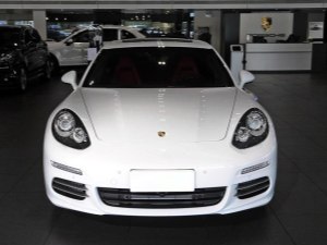 保时捷 panamera