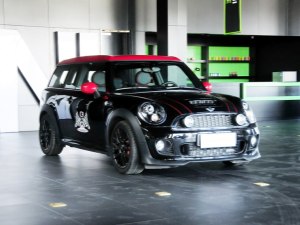 MINI CLUBMAN JCW外观 1图