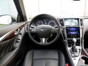 Q50L内饰 5图